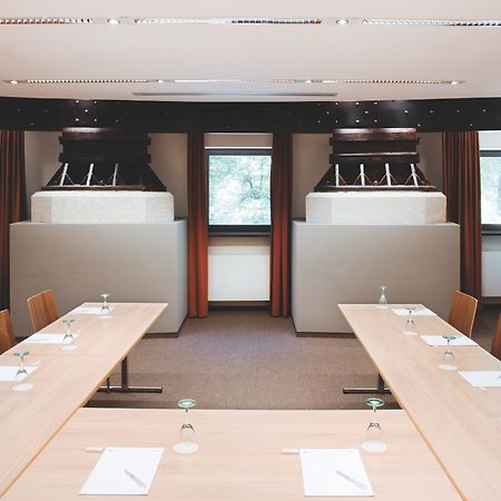 Moevenpick Hotel Hamburg City Bagian luar foto