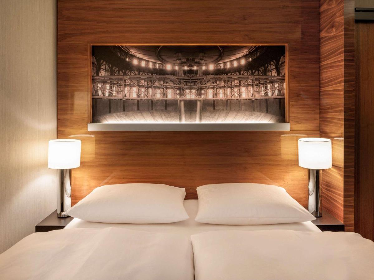 Moevenpick Hotel Hamburg City Bagian luar foto