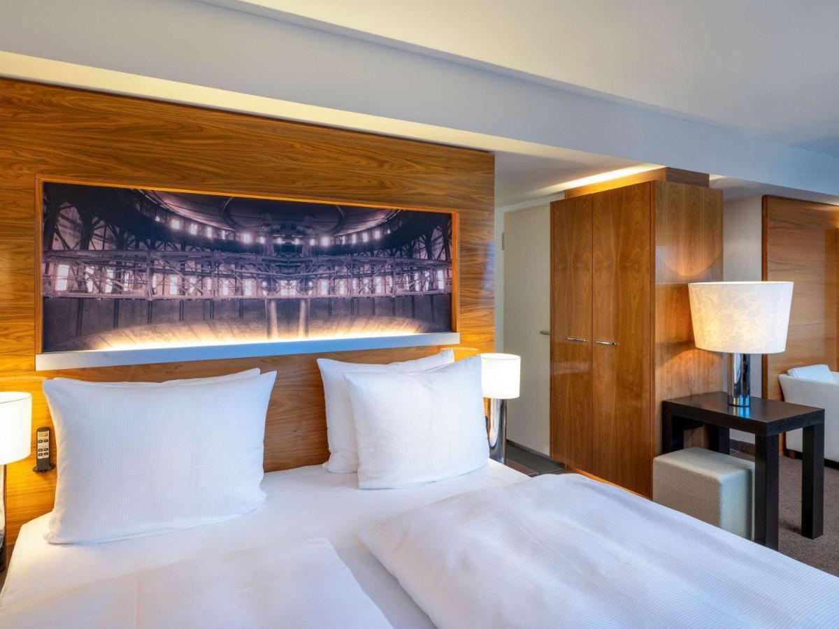 Moevenpick Hotel Hamburg City Bagian luar foto