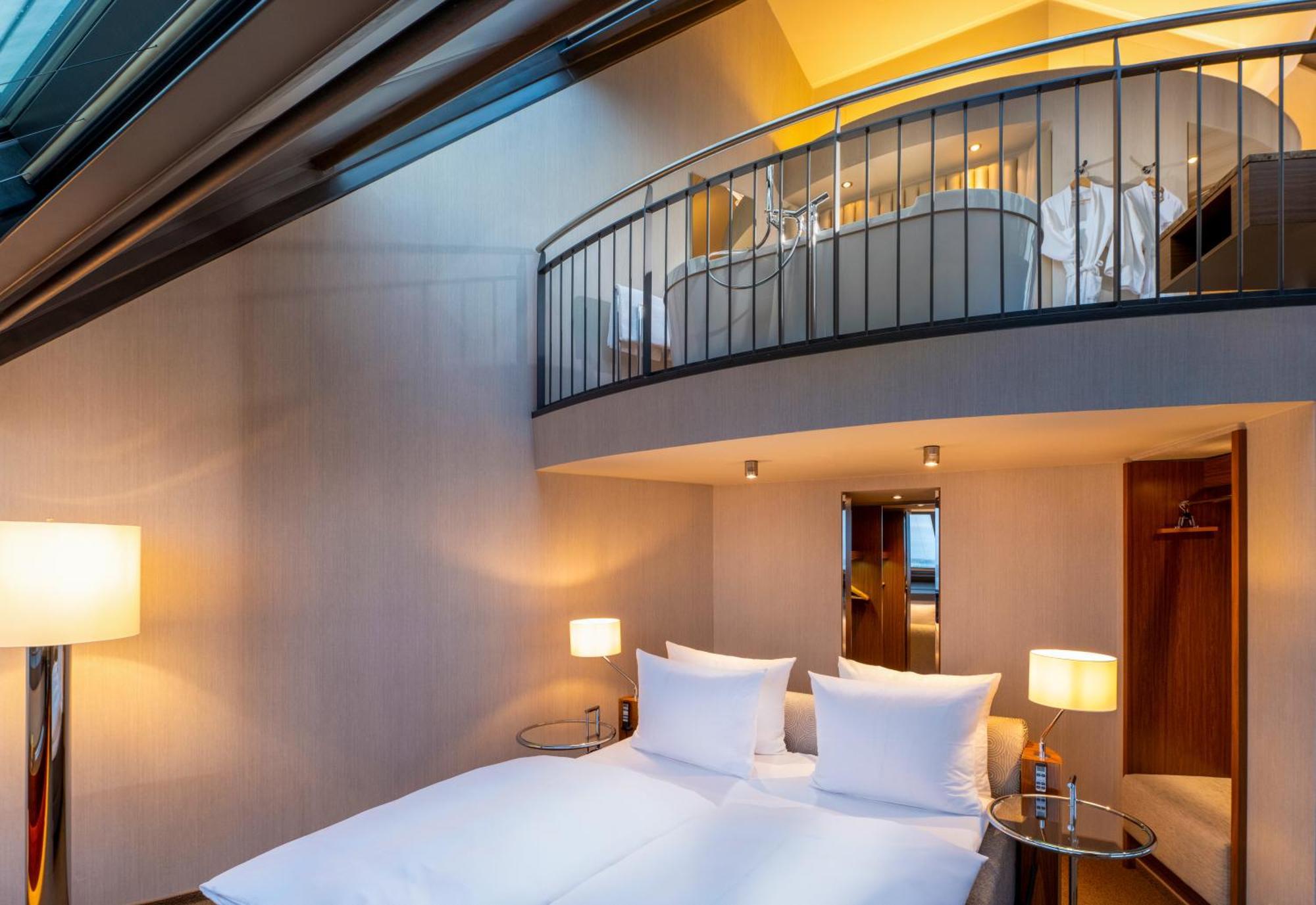 Moevenpick Hotel Hamburg City Bagian luar foto