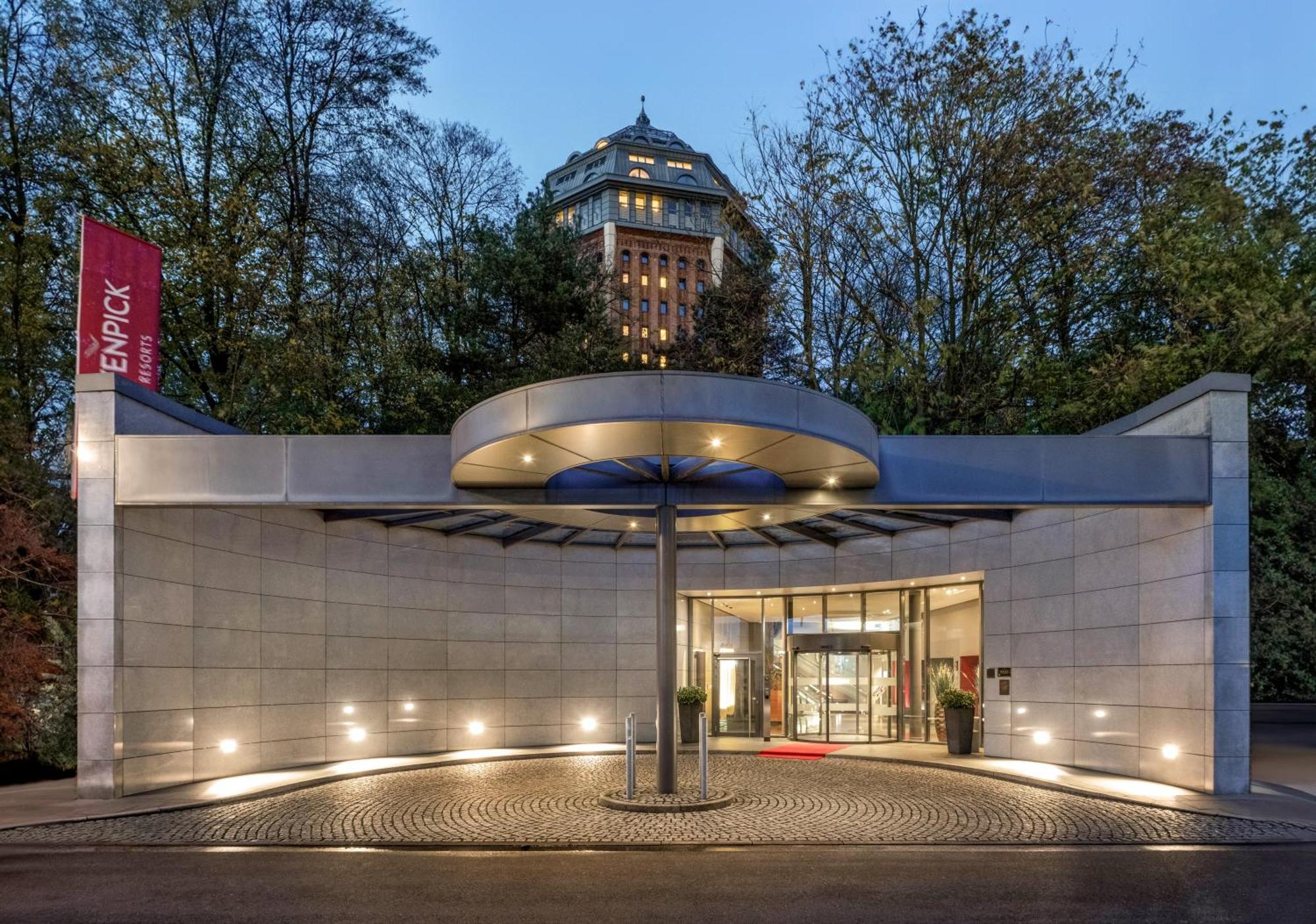 Moevenpick Hotel Hamburg City Bagian luar foto