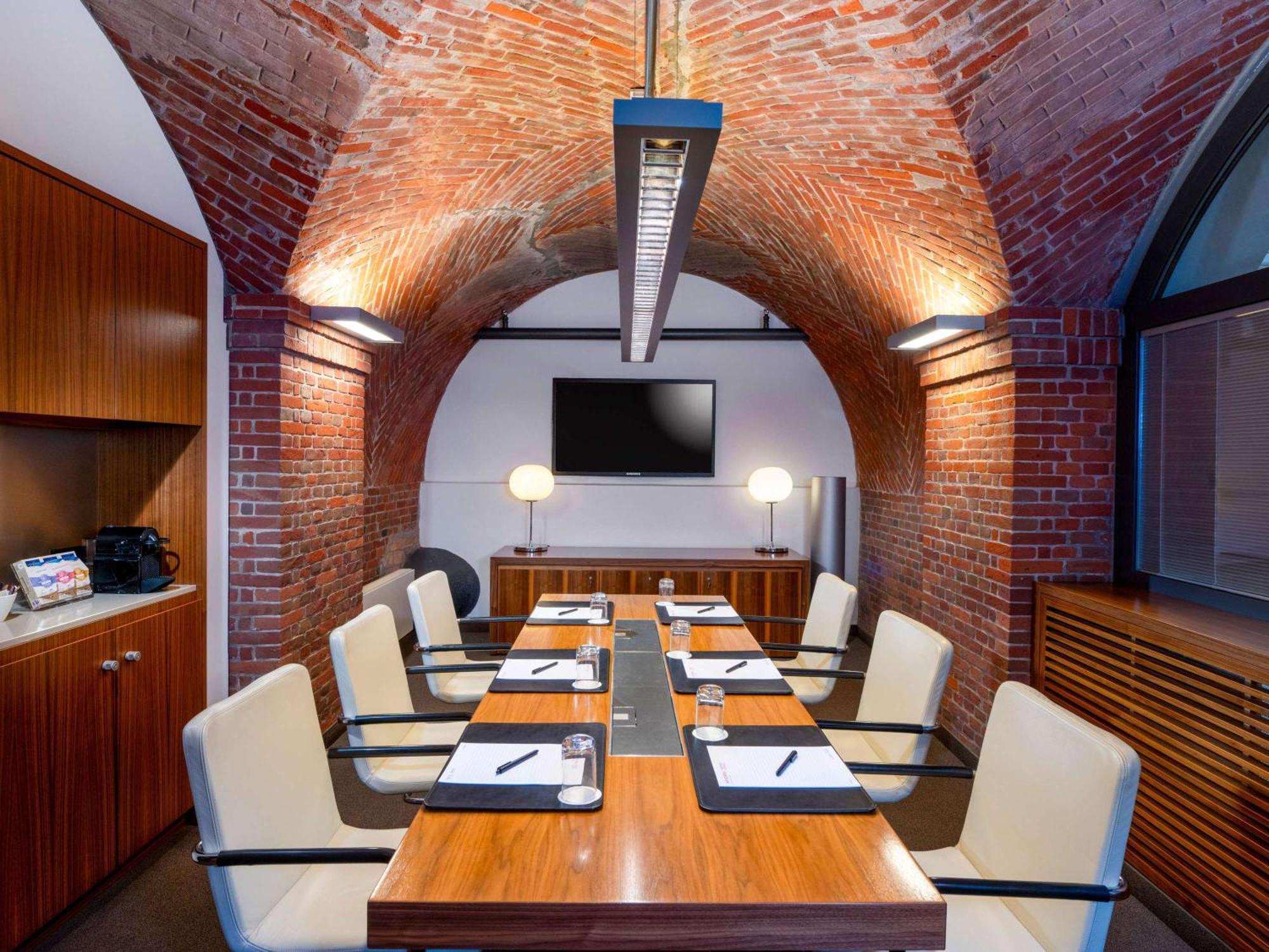 Moevenpick Hotel Hamburg City Bagian luar foto